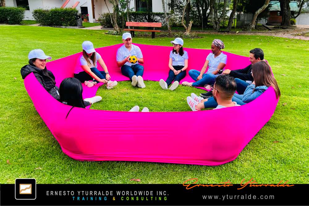 Taller de trabajo en equipo Nicaragua, dinámicas vivenciales que promueven liderazgo compartido.
